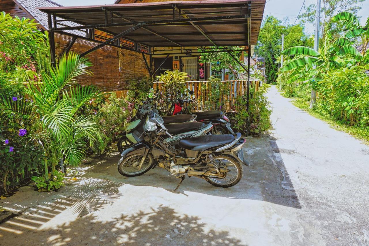 Ped Mertasari Bungalows מראה חיצוני תמונה